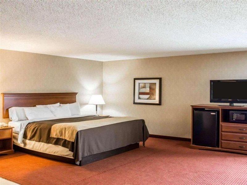 Quality Inn Springboro West Exteriör bild