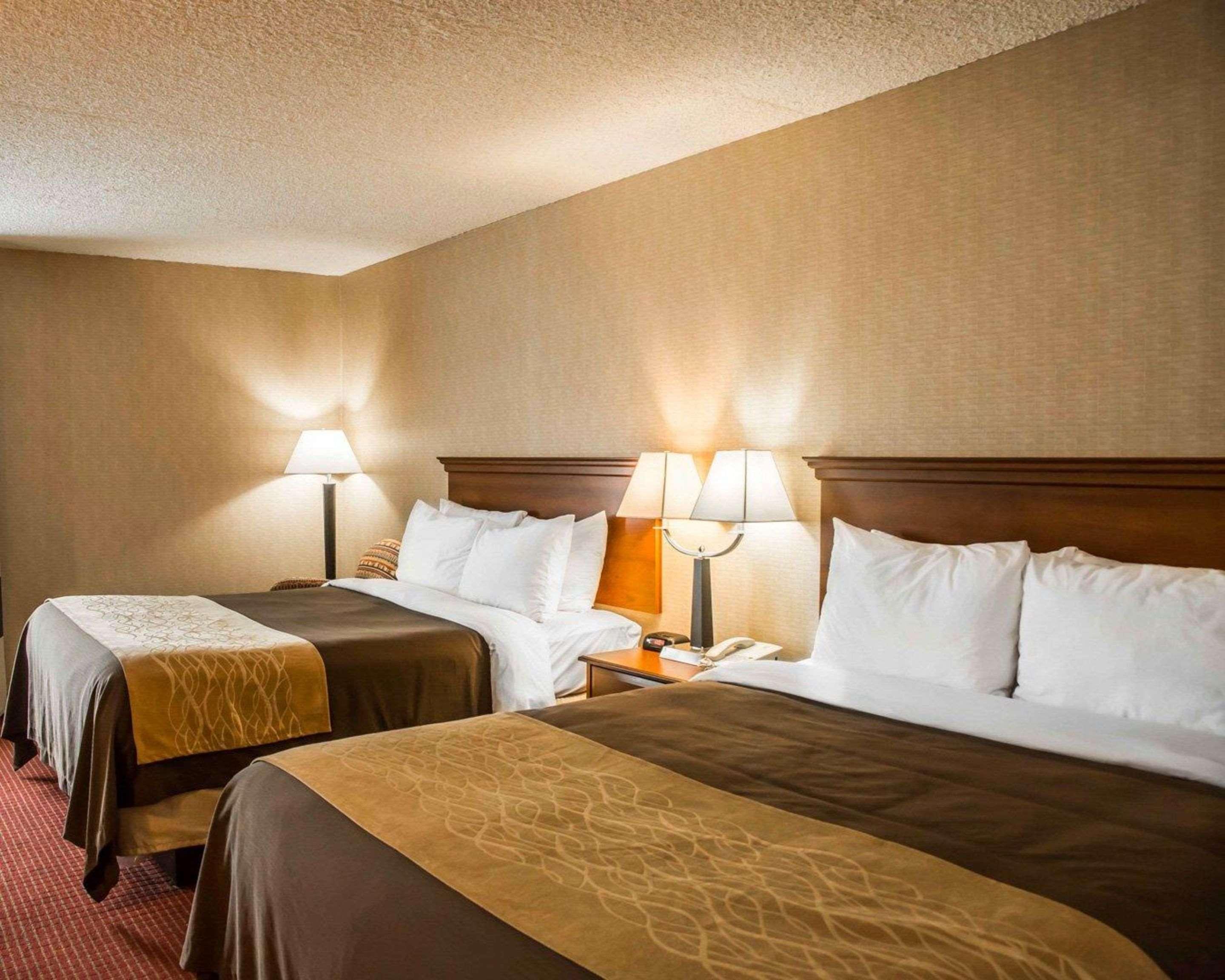 Quality Inn Springboro West Exteriör bild