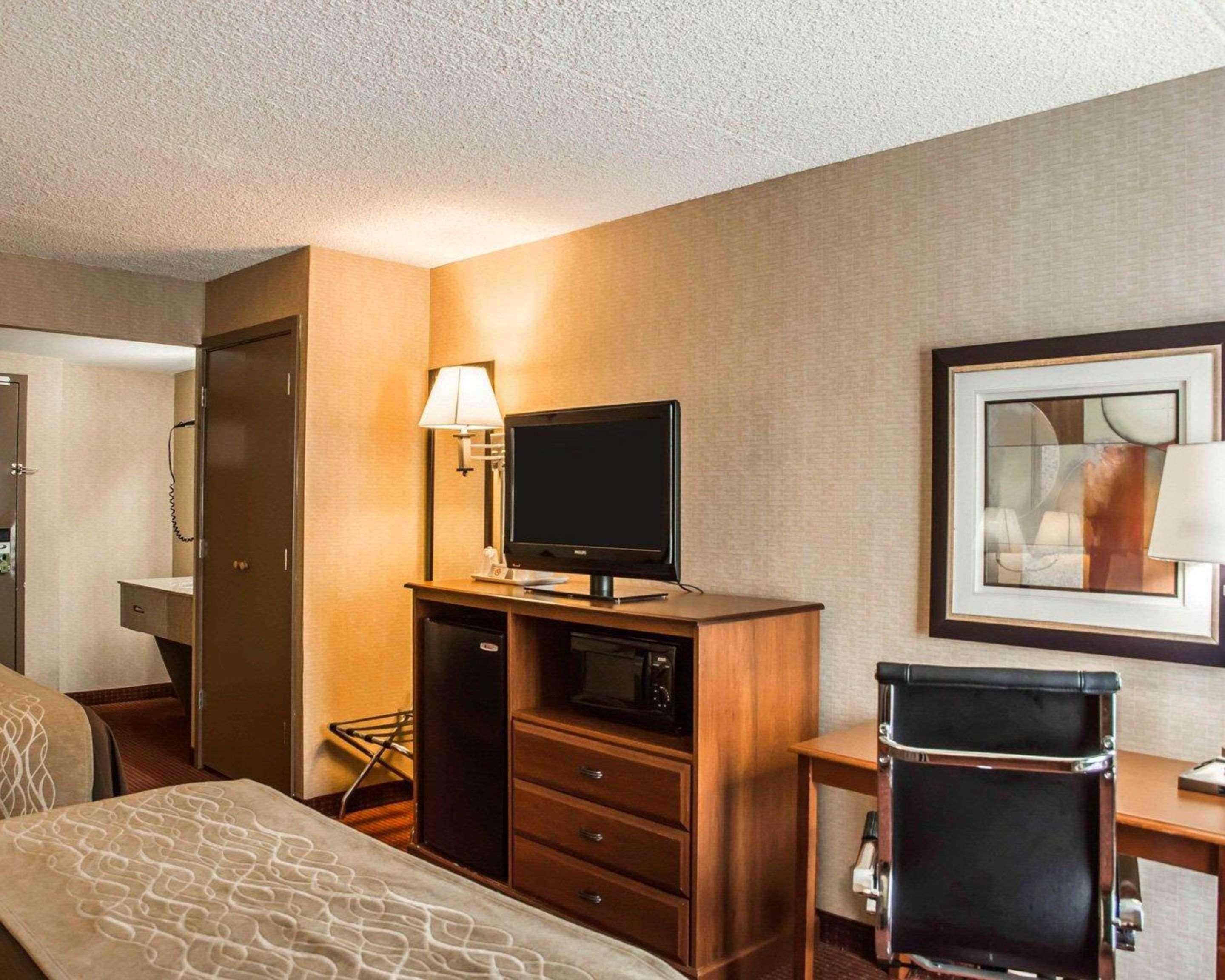 Quality Inn Springboro West Exteriör bild