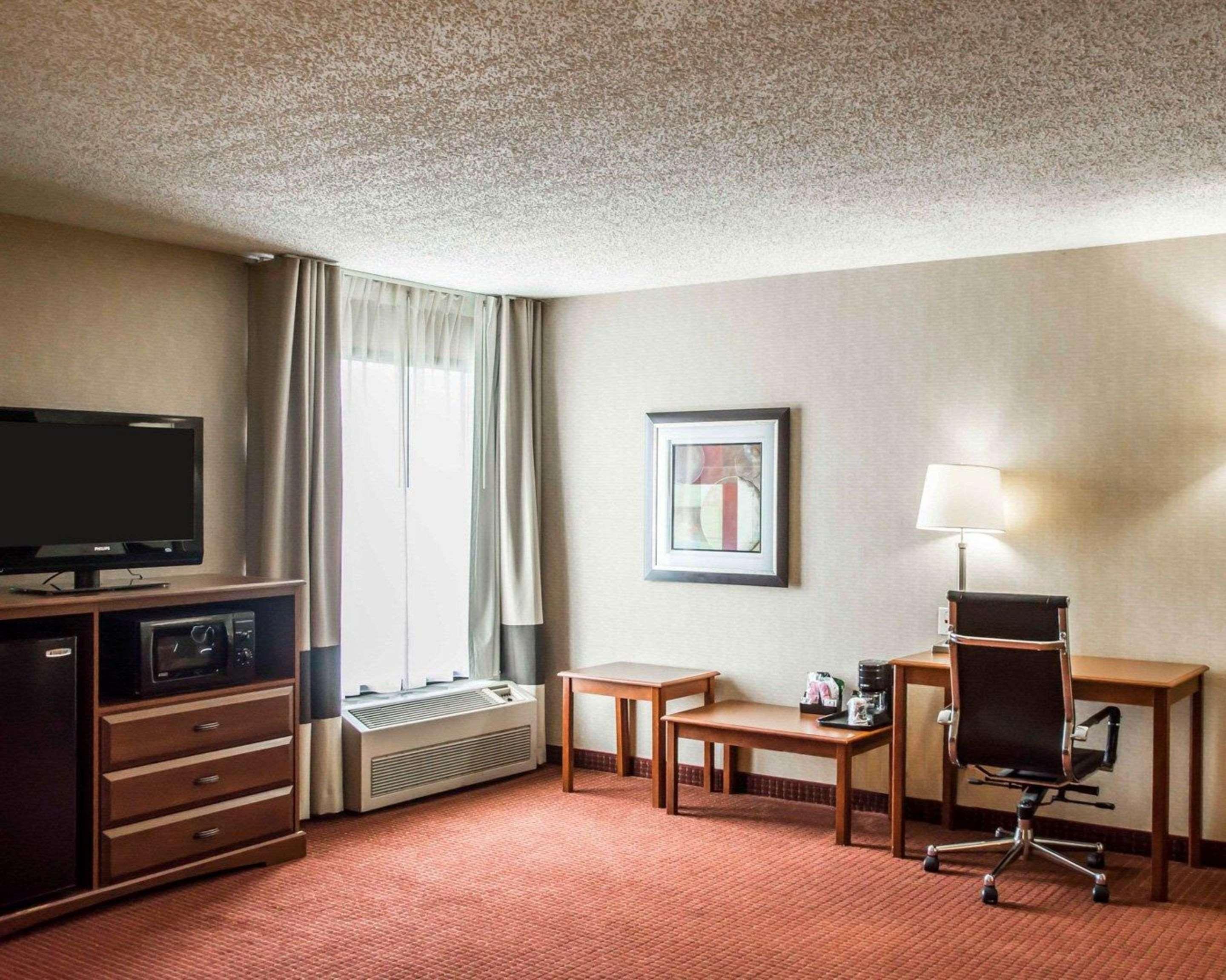 Quality Inn Springboro West Exteriör bild