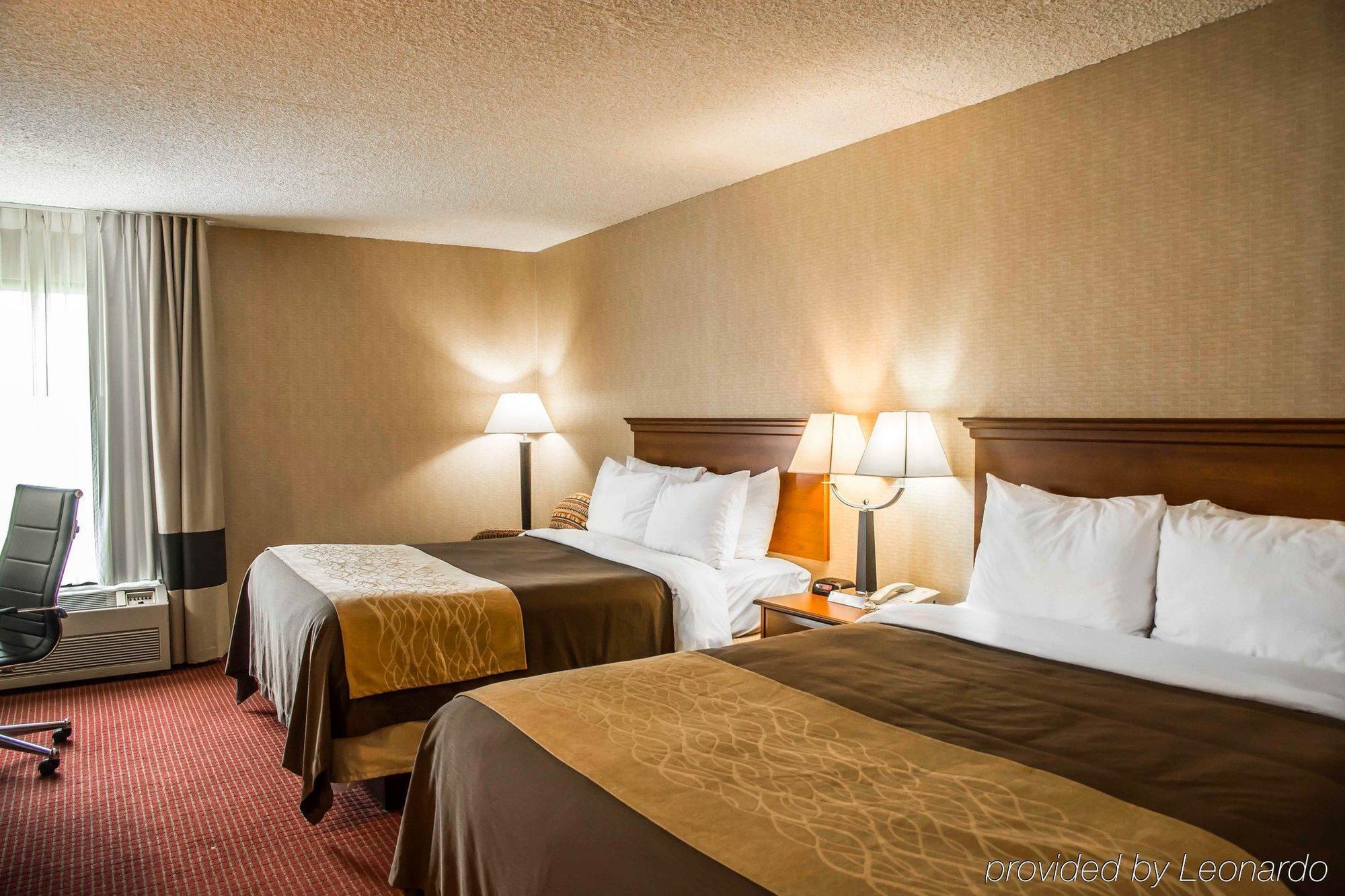 Quality Inn Springboro West Exteriör bild