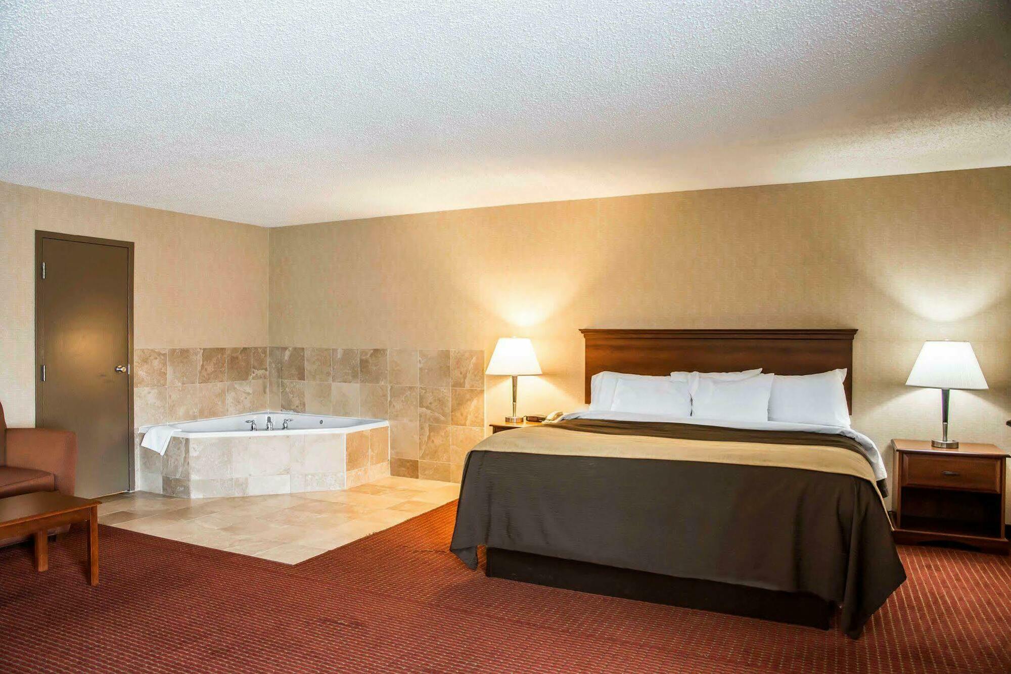 Quality Inn Springboro West Exteriör bild