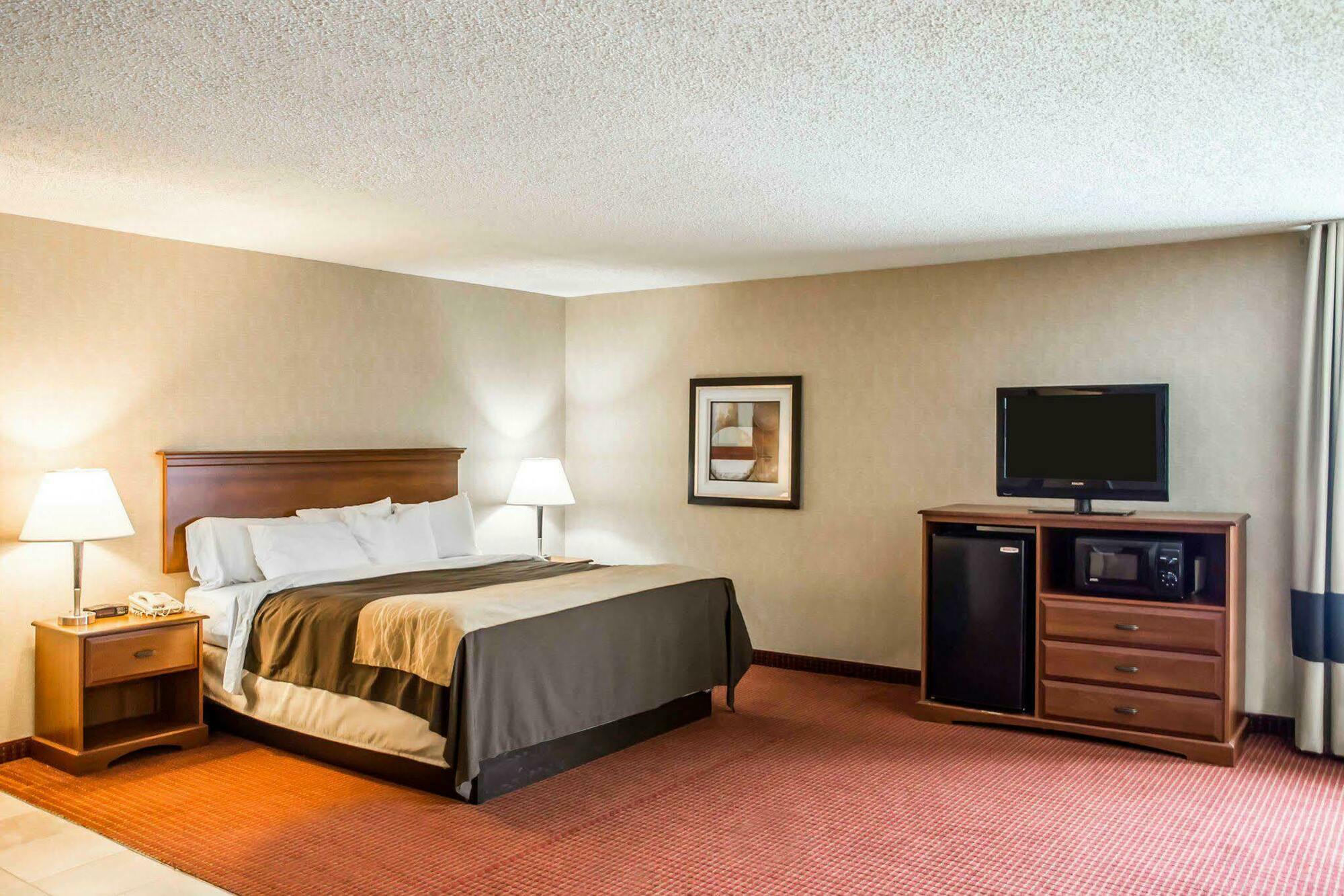 Quality Inn Springboro West Exteriör bild