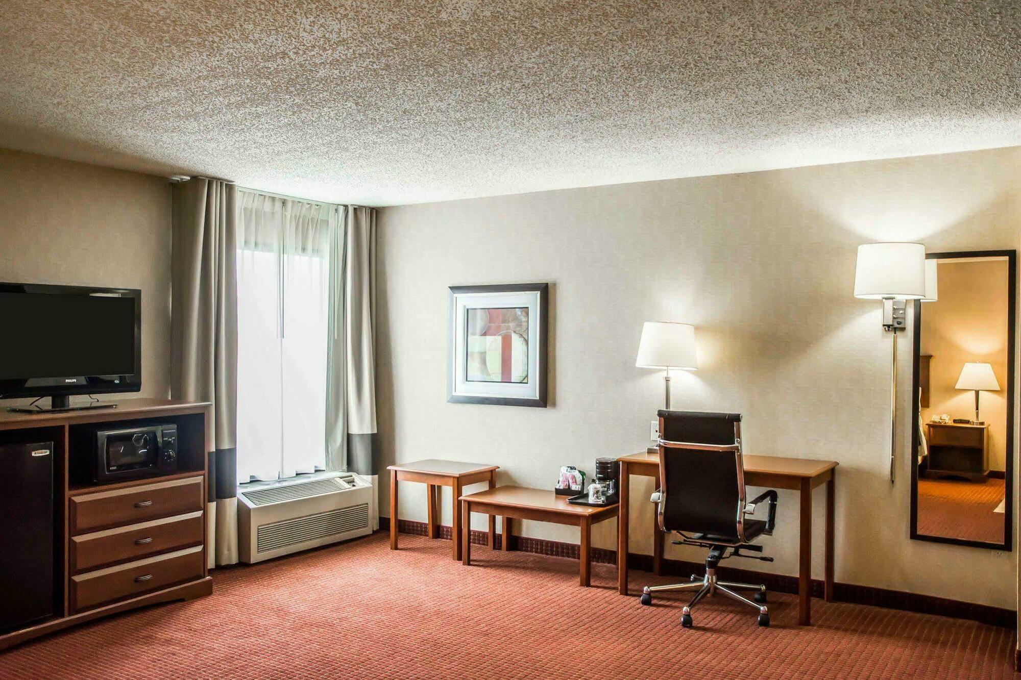 Quality Inn Springboro West Exteriör bild