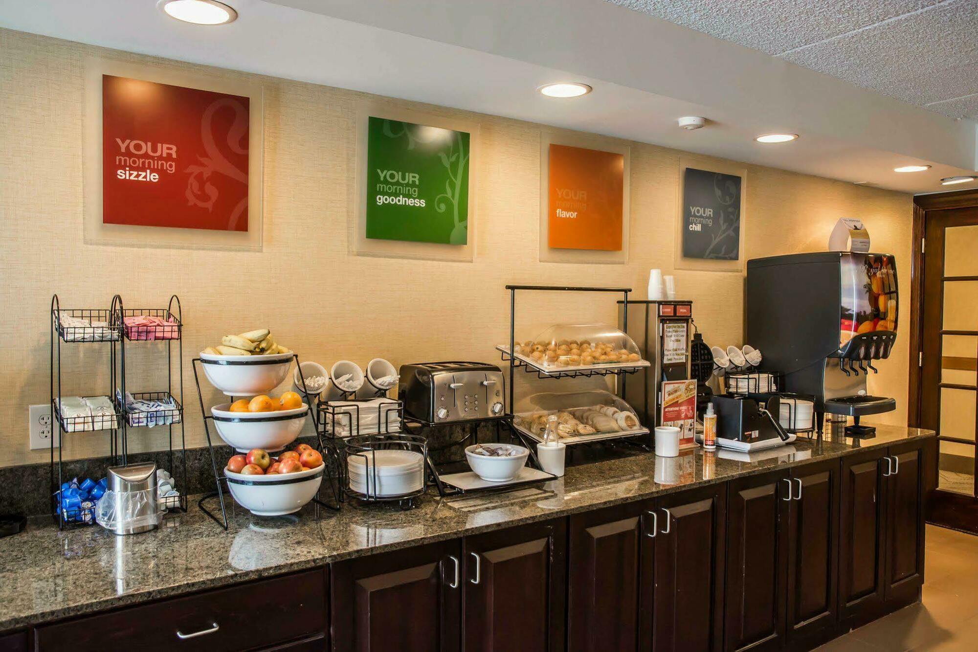 Quality Inn Springboro West Exteriör bild